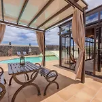 Luxury Canarian With Large Pool And ヴィラ