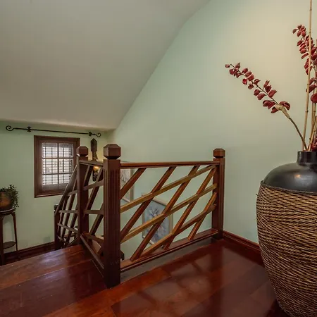Luxury Canarian With Large Pool And Vila